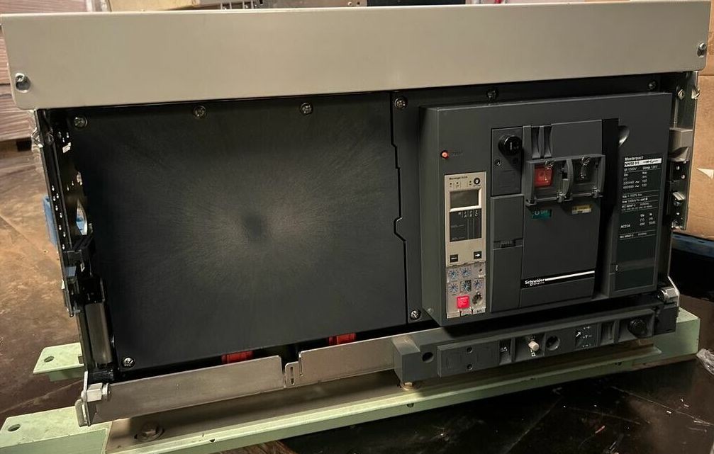 Schneider Electric Masterpact